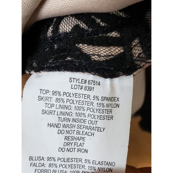 INC International Concepts Knee Length Dress Women 6 Black Lined V-Neck Back Zip - Picture 7 of 12